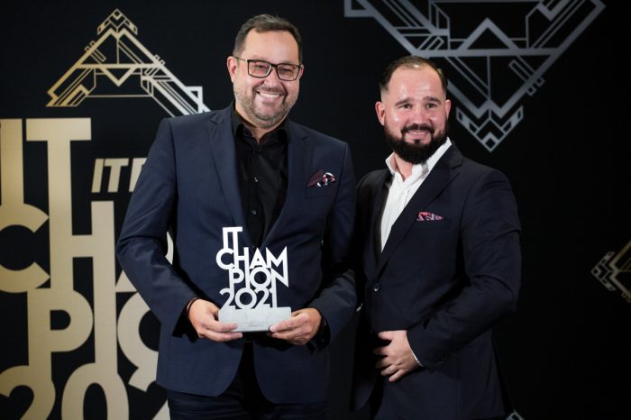 IT Champions 2021: Marek Głazowski, IFS Poland: "Firma IFS od 6 lat jest stawiana konsekwentnie jako lider service managementu".