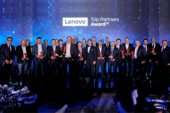 Lenovo Polska podczas uroczystej gali Lenovo Top Partners Awards 2021, w znakomitym stylu nagrodziło swoich najlepszych partnerów biznesowych. Prezentujemy listę laureatów!