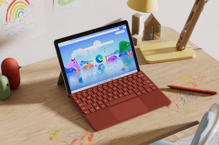 Microsoft Surface Go 3 - najmniejszy z Surface'ów, silniejszy niż dotychczas, w nowej odsłonie, już do kupienia.