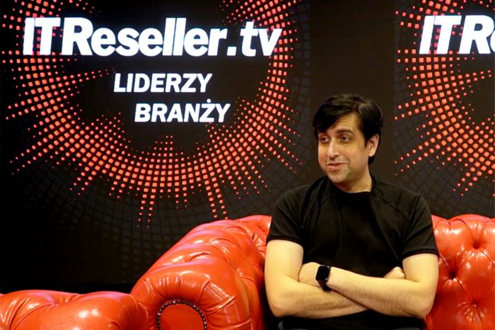 "Polska jest dla realme ekstremalnie istotnym rynkiem" - mówi w IT Reseller TV Madhav Sheth, wiceprezes realme, CEO na obszar Europy, Indii oraz Ameryki Łacińskiej.