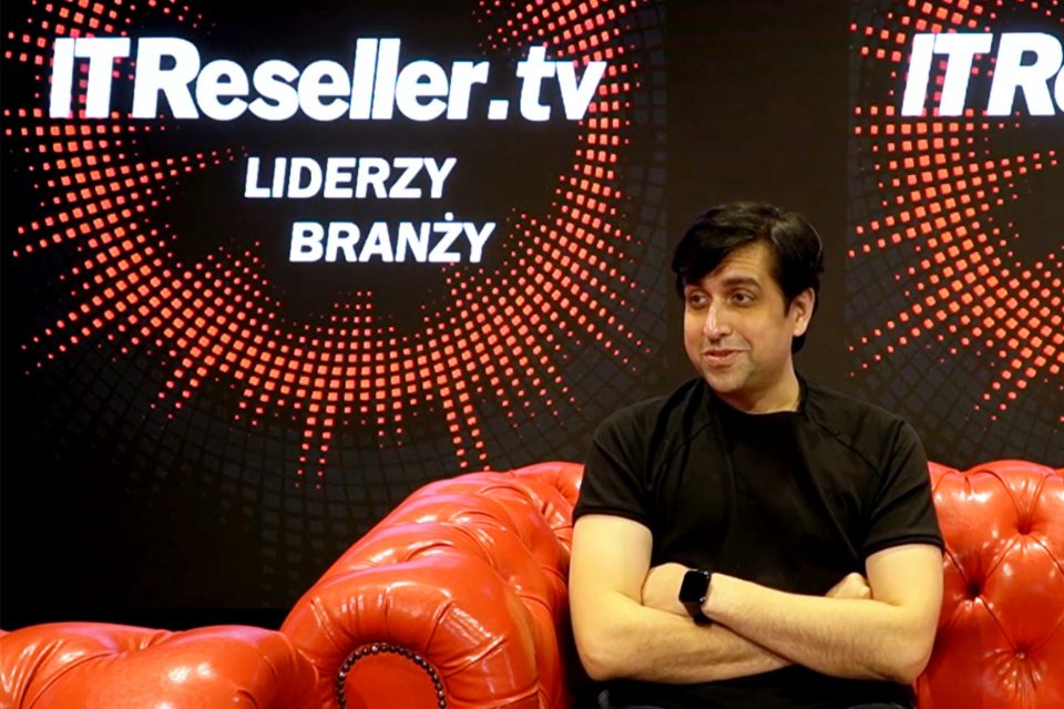 "Polska jest dla realme ekstremalnie istotnym rynkiem" - mówi w IT Reseller TV Madhav Sheth, wiceprezes realme, CEO na obszar Europy, Indii oraz Ameryki Łacińskiej.